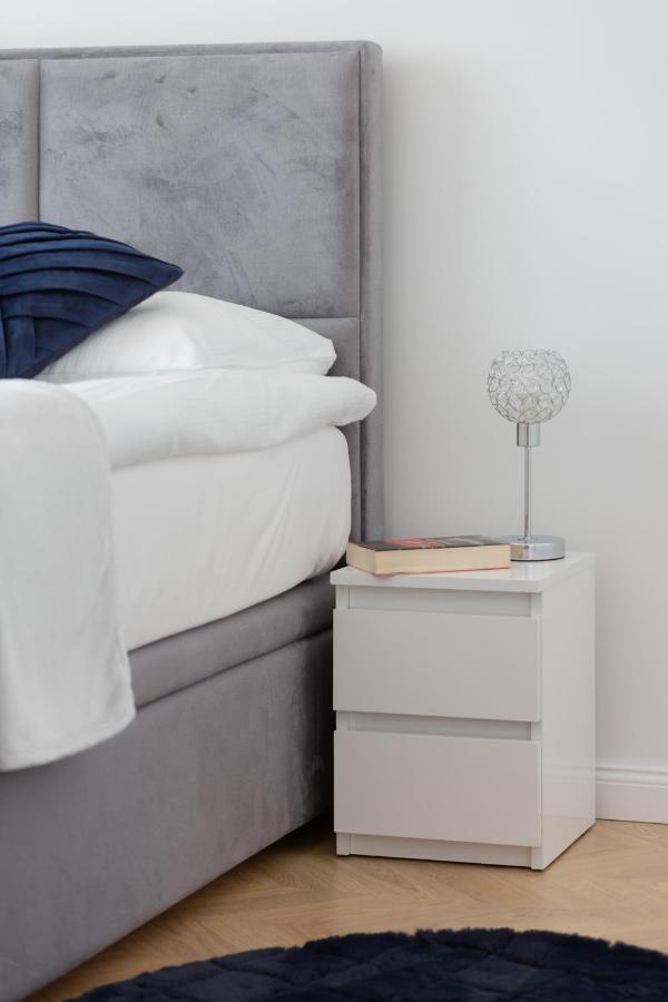 Warsaw Kotsisa Apartments With Parking By Noclegi Renters المظهر الخارجي الصورة