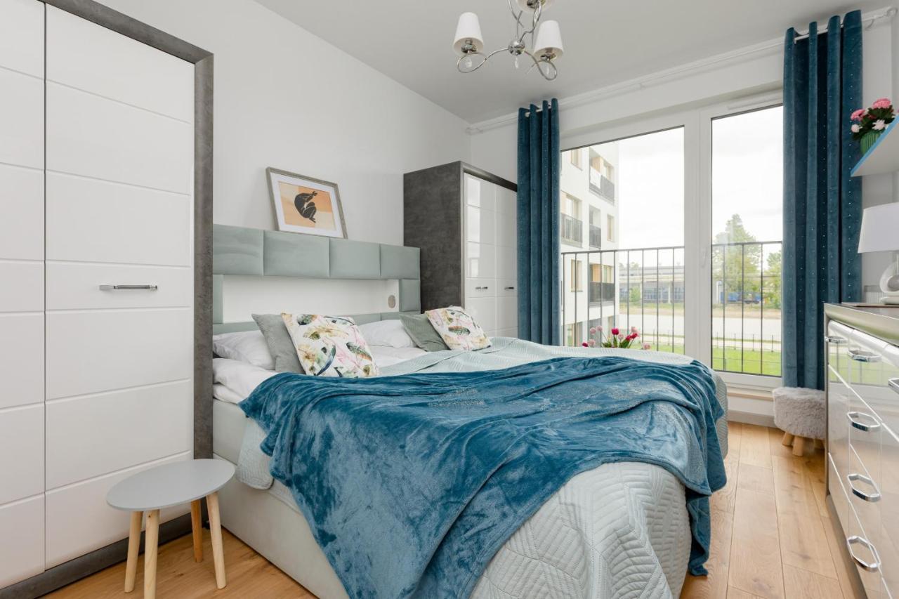 Warsaw Kotsisa Apartments With Parking By Noclegi Renters المظهر الخارجي الصورة