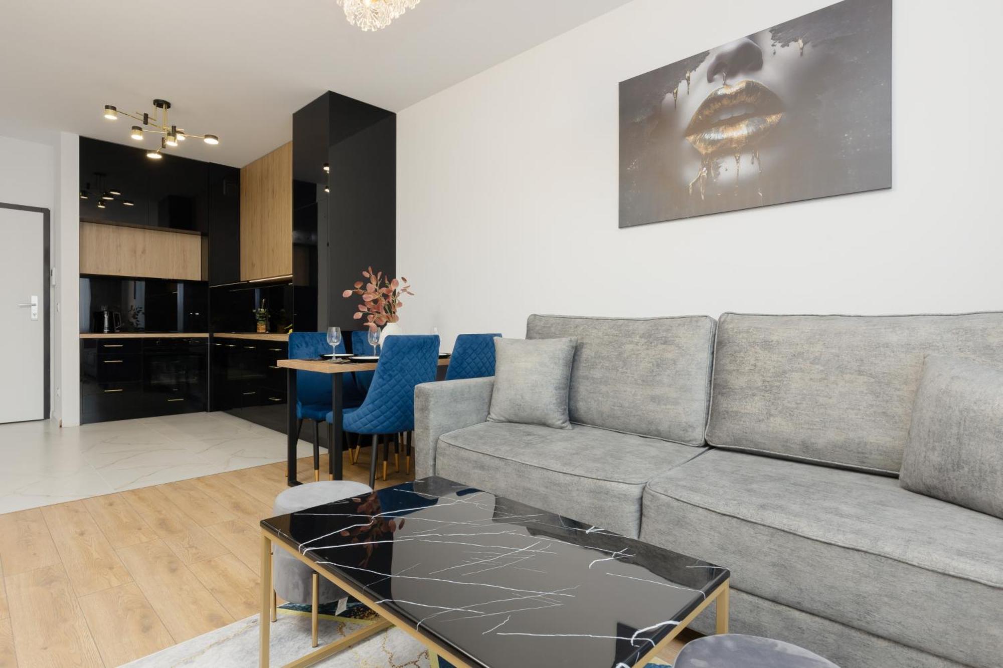 Warsaw Kotsisa Apartments With Parking By Noclegi Renters المظهر الخارجي الصورة